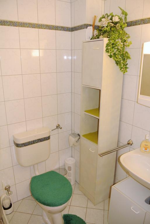 Haus Am Waldrand - Ferienwohnung Augustin Grafenau  Kültér fotó