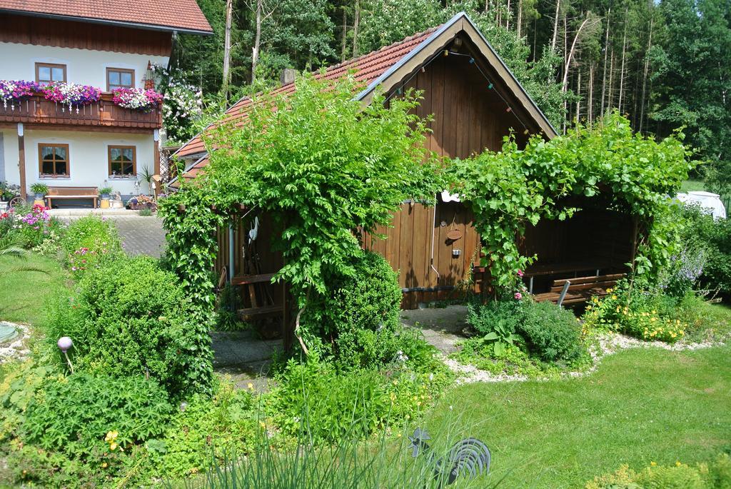 Haus Am Waldrand - Ferienwohnung Augustin Grafenau  Kültér fotó